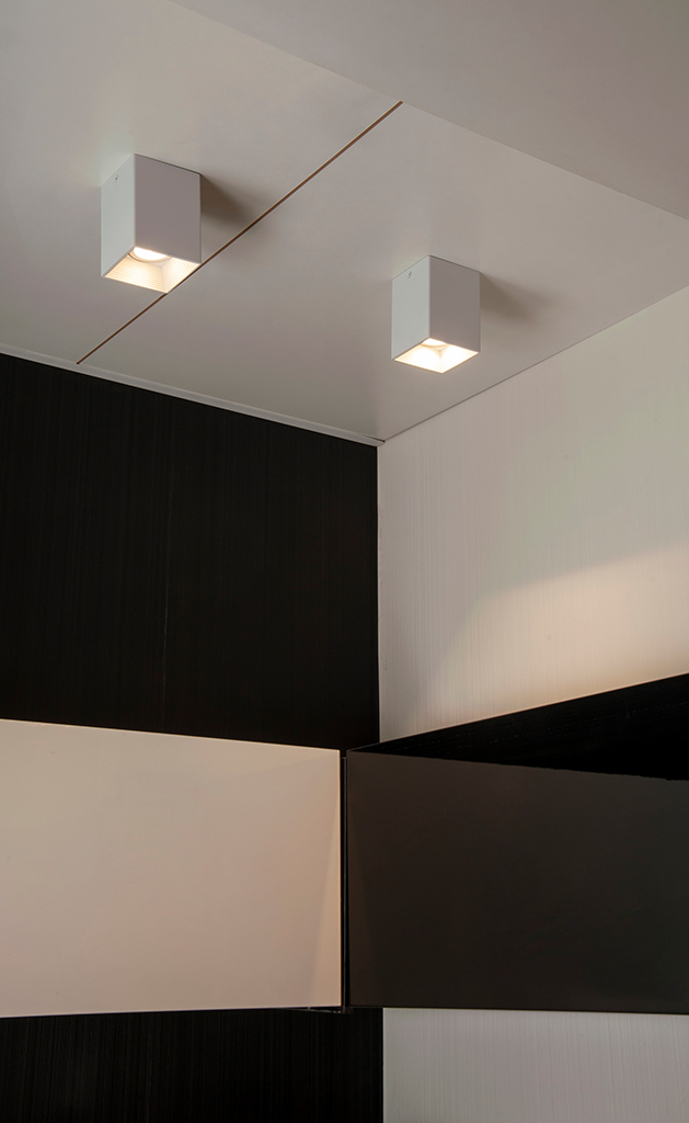 چراغ سقفی روکارمربع 12 سانت با سرپیچ GU10 نوران کد Interior ceiling lighting/ N1005-WHT 120mm