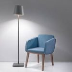 چراغ رومیزی شارژی 4.5 وات نور 3000K کد H194 - Image 2