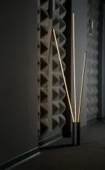 چراغ استند پایه بلند 60 وات نور 3000k کد LC111 (BLK) - تصویر 3