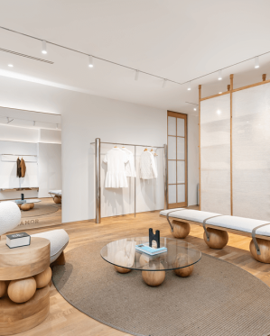 نورپردازی شوروم سولامور