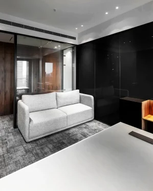 DORIN-RISS-ZOHRE-BAGHJARI-10