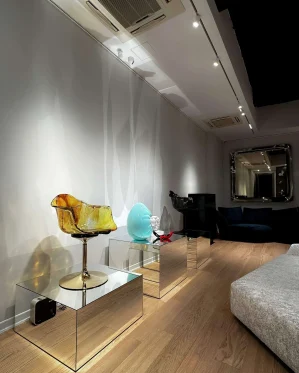 Edra-Showroom-Art-gallery-Lighting-Design-7_6_11zon-scaled