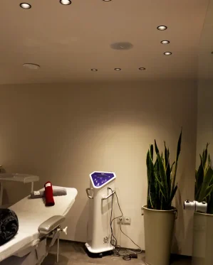 Eve-Wellness-نورپردازی-مرکز-سلامت-6