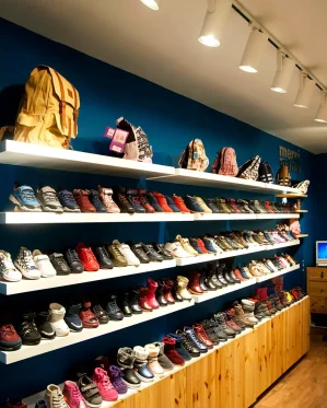 MERCI-MAMA-نورپردازی-تجاری-نوران-6