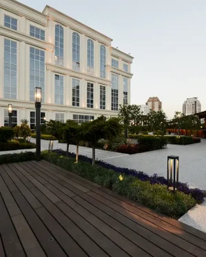 Sana-Center-مرکز-خرید-سانا-سنتر-نورپردازی-تجاری-9