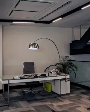 VIP-MOTOR-نورپردازی-نمایشگاه-ماشین-نوران-7